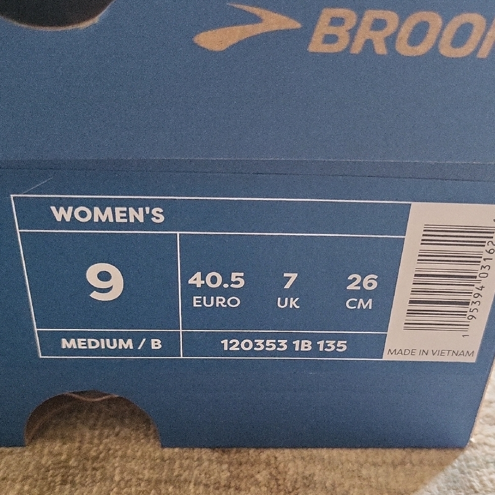 Brooks Women's Adrenaline Black and White Athletic Shoes - Picture 2 of 6